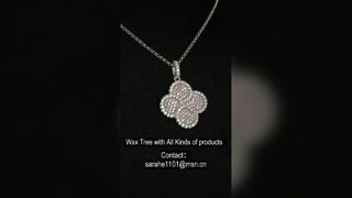 گردنبند گل لاکی نقره 925 عیار زیبا