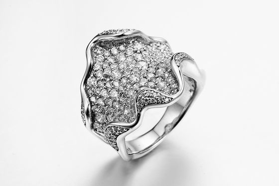 نوارهای عروسی مشبک زیرکونیایی زن مکعبی 9.84 گرمی باندهای سالگرد نقره ای عیار Cz